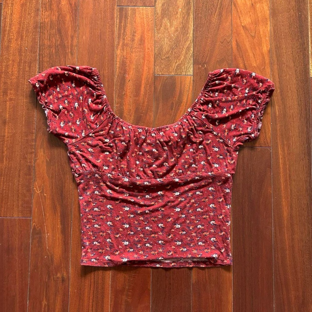 Red Floral Ruched Crop Top - Picture 4 of 7